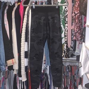 Ultracor camo black skull workout leggings small